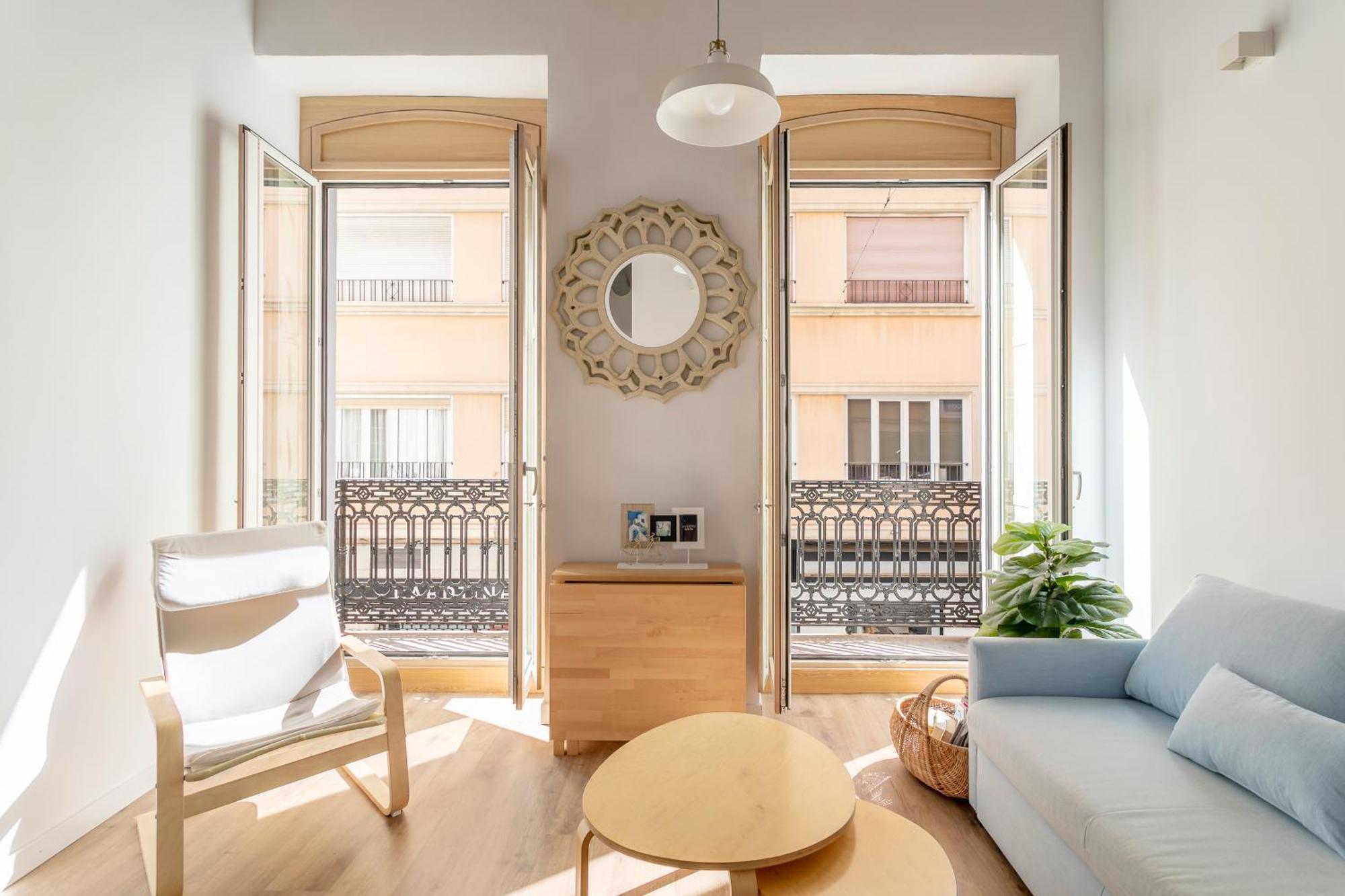 Apartamentos Teatro Alicante Luaran gambar
